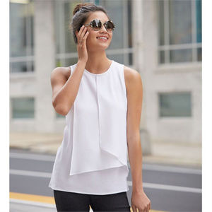 NWT Mud Pie Raleigh Panel Top in White. Large